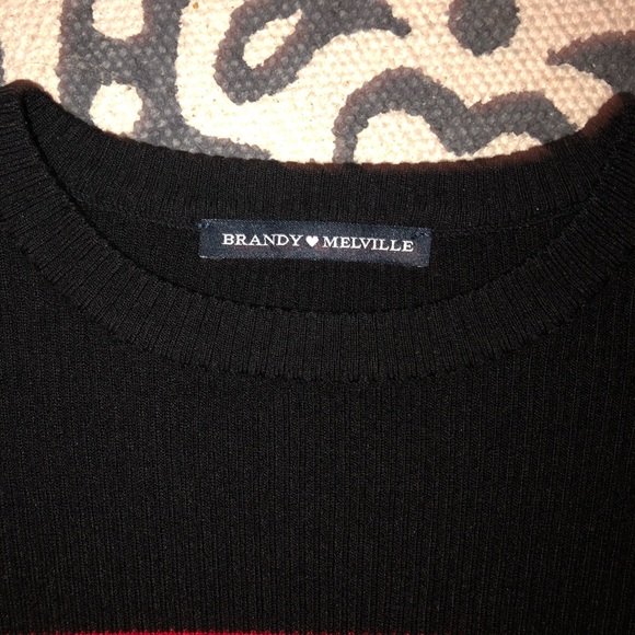 Brandy Melville Sweater - Picture 3 of 4